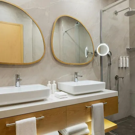 Marriott Executive Investvadi 4*