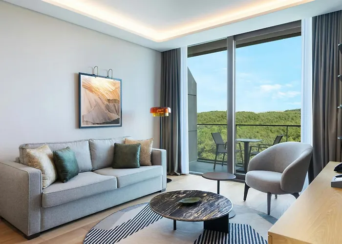 Marriott Executive Investvadi Отель